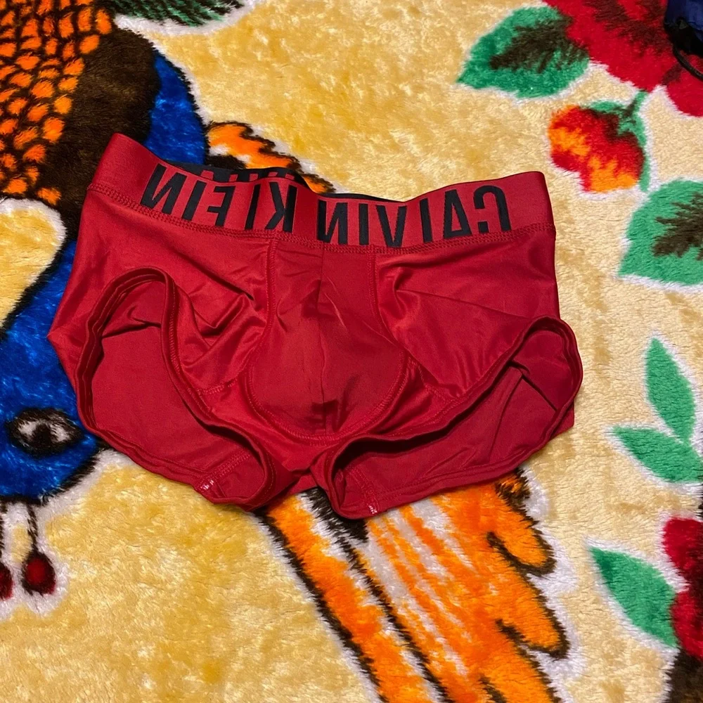 Size S red - Picture 4 of 5